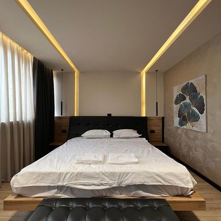 Zet Apartments - Bedroom & Bathroom Prishtinë Luaran gambar