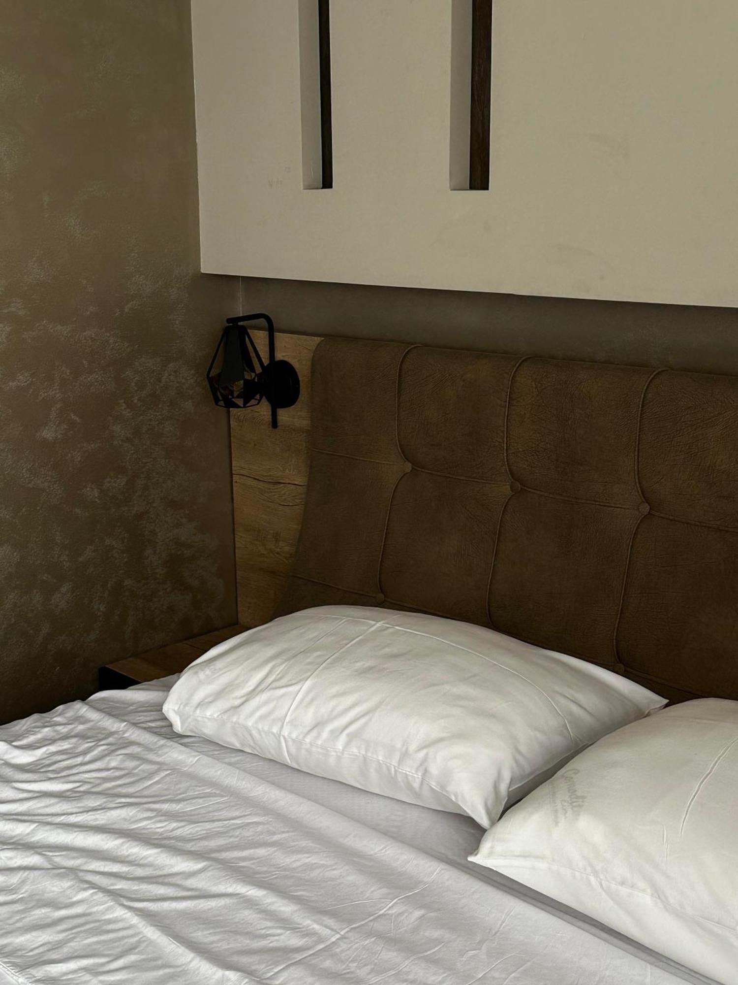 Zet Apartments - Bedroom & Bathroom Prishtinë Luaran gambar